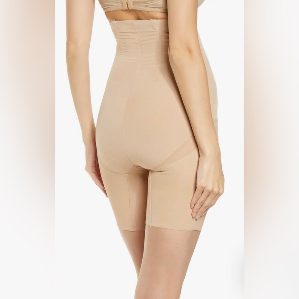 Honeylove SuperPower Shorts Shapewear Size Large NWOT Tan nude Compression